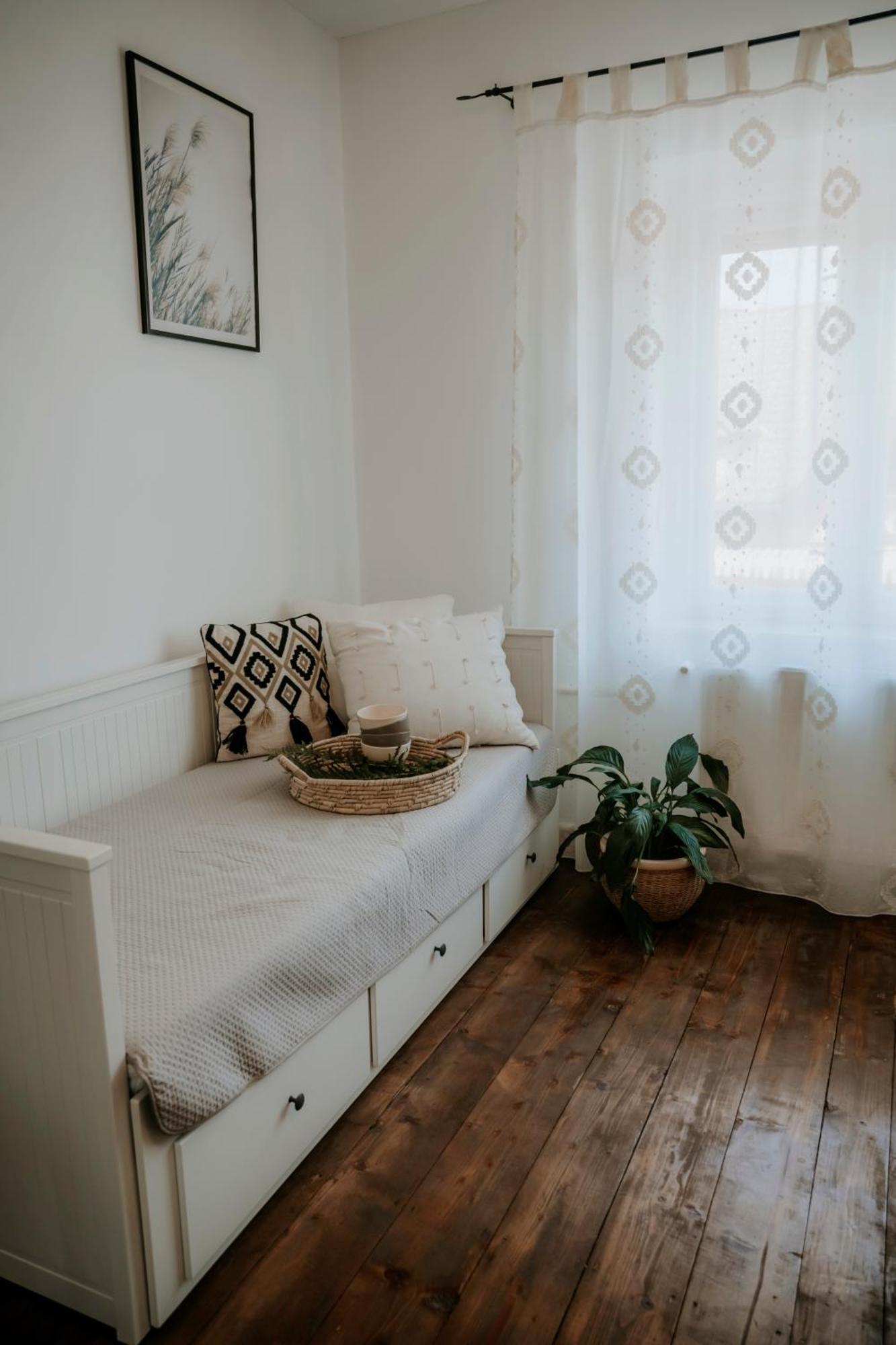 Ako Doma Hotell Poltar Eksteriør bilde