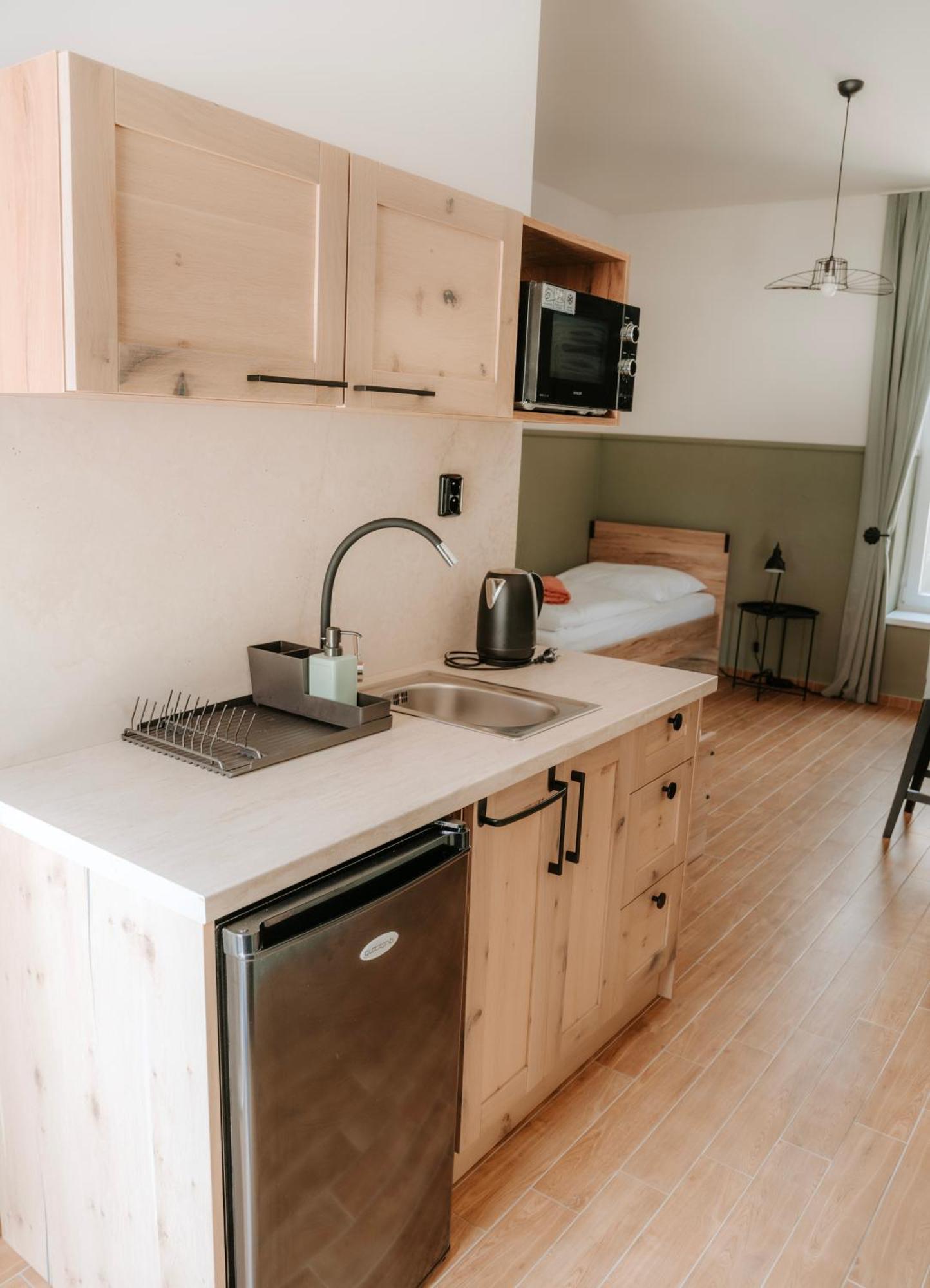 Ako Doma Hotell Poltar Eksteriør bilde
