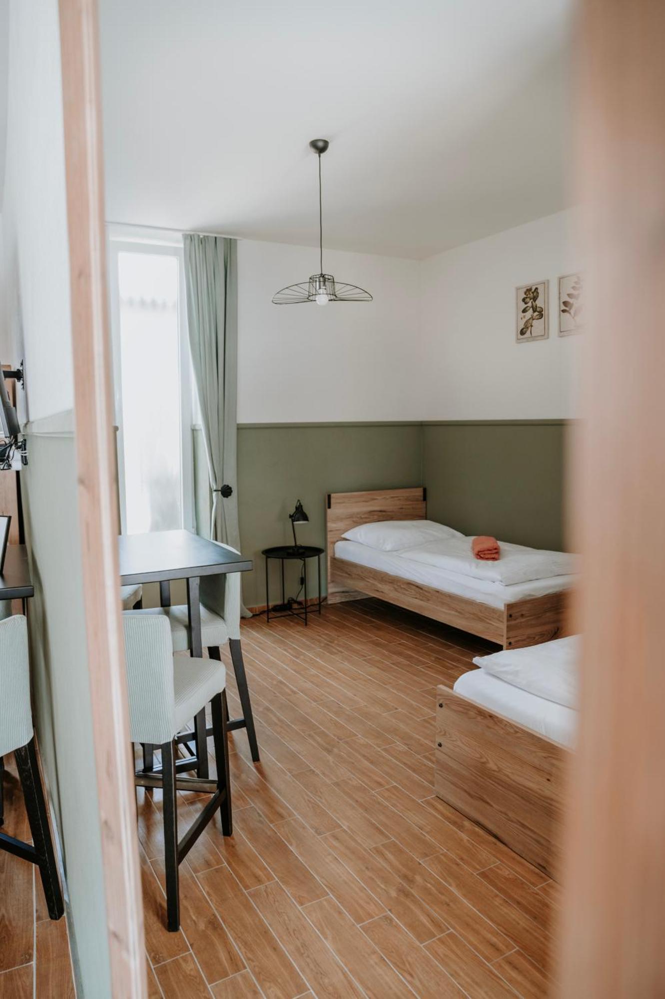 Ako Doma Hotell Poltar Eksteriør bilde